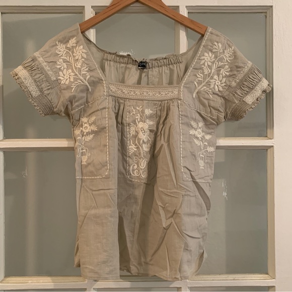 Gray J Crew embroidered peasant blouse - small - Picture 1 of 8